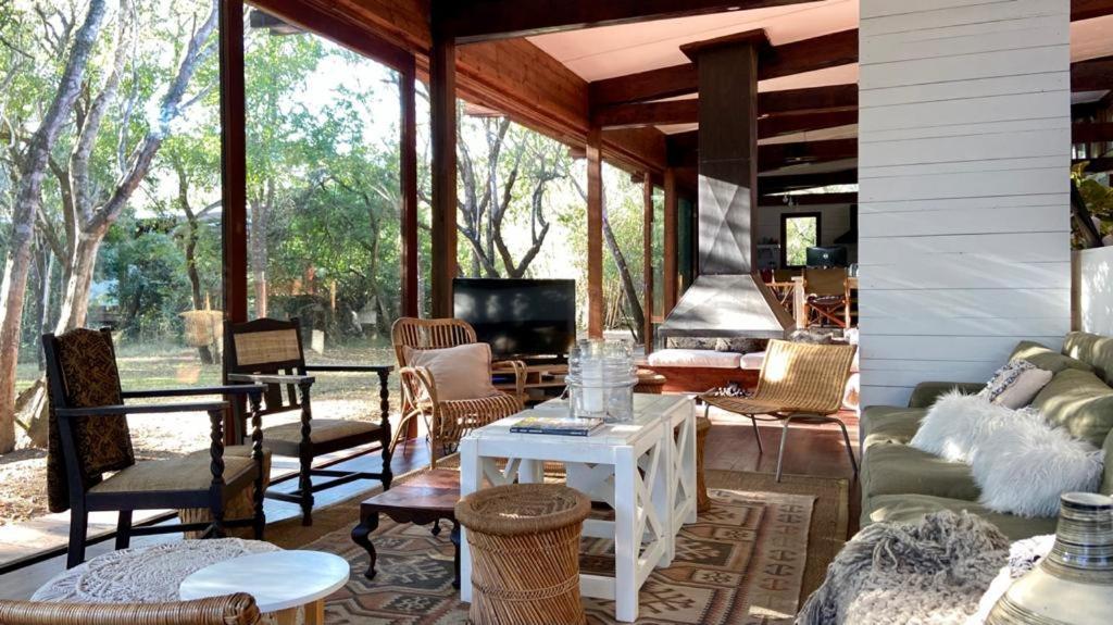 Hideaways Lazuli Bush Lodge, Hluhluwe Extérieur photo